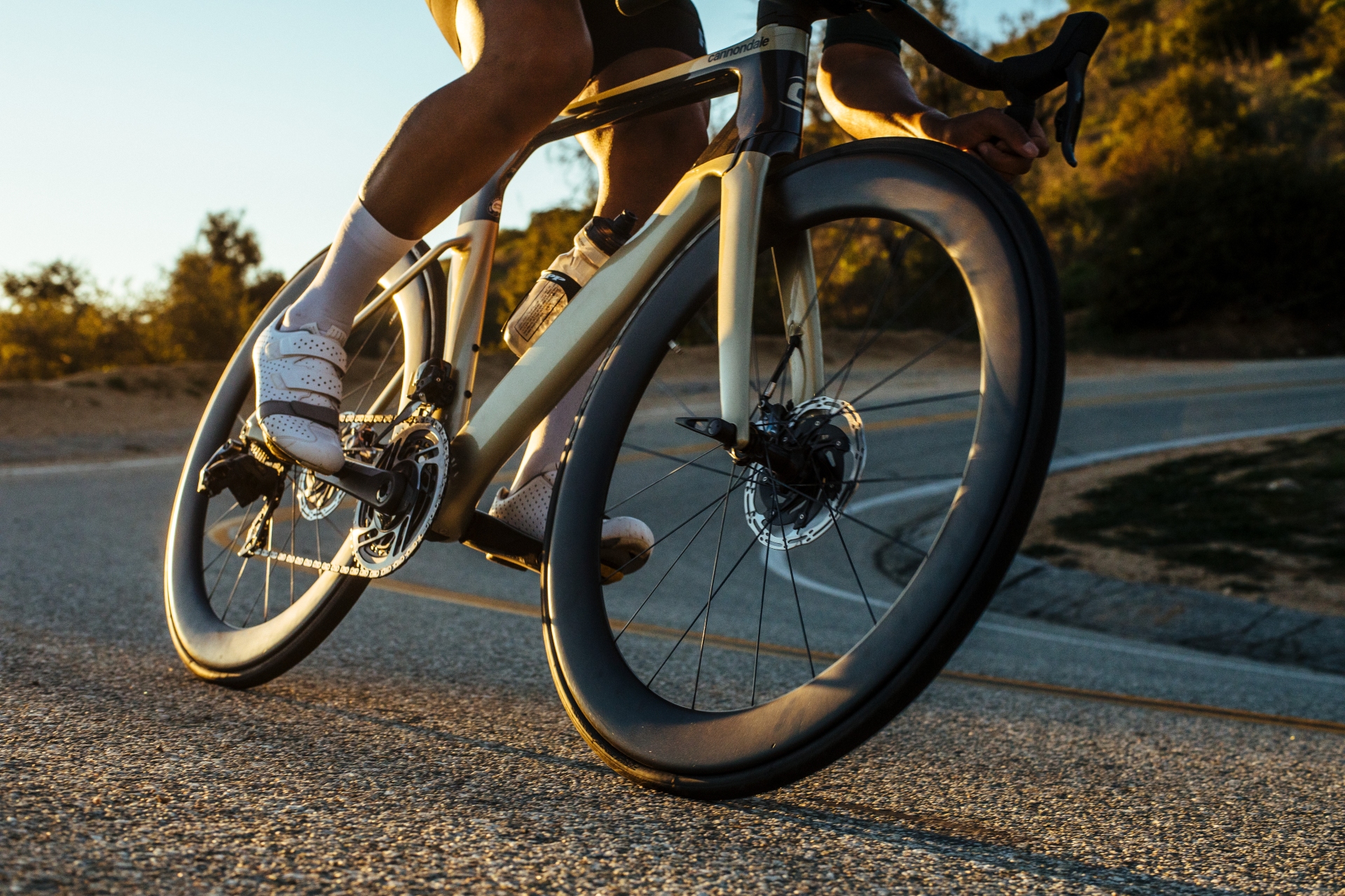 Hogyan válasszunk Cannondale országúti kerékpárt