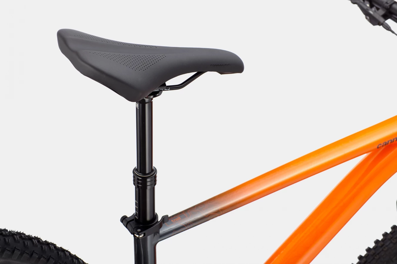 Trail SE 3 - Impact Orange